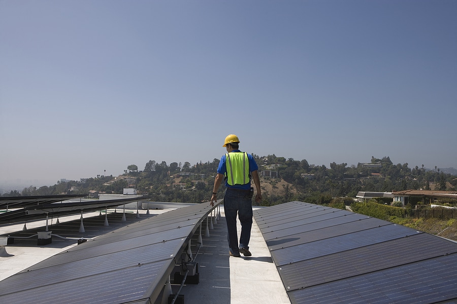 The Smart Homeowner’s Spring Roof Checklist